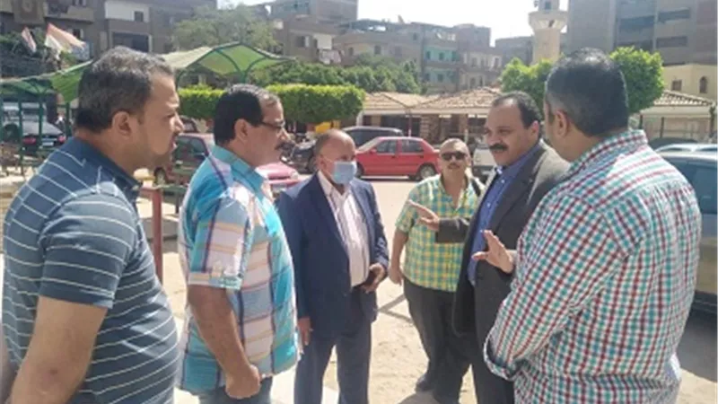 نائب رئيس جامعة بنها يتفقد استعدادات كلية التجارة للعام الدراسى الجديد