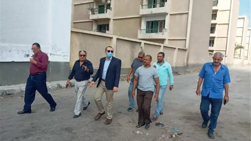 نائب محافظ الإسماعيلية يتفقد تطوير شوارع منشية الشهداء .صور