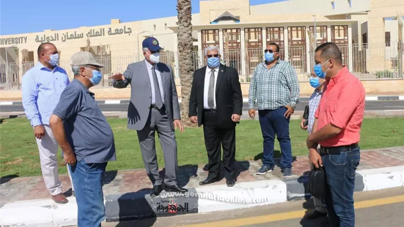 فوده تفقد اعمال التجميل بمحيط جامعة الملك سلمان بشرم الشيخ