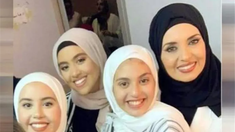 بنات جيهان نصر يشعلن السوشيال ميديا بعد ظهورهن مع والدتهن.. صور