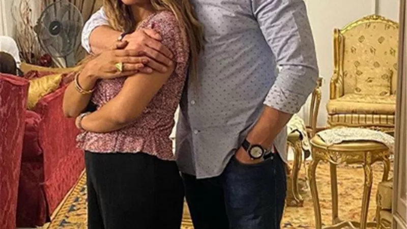 شقيقة محمد رمضان تشعل السوشيال ميديا برفقة زوجها فى أحدث ظهور.. صور
