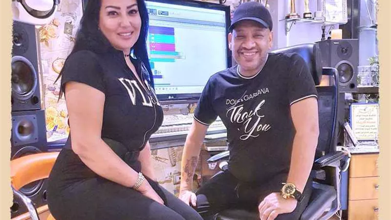عصام كاريكا يعلن عن تعاونه مع سمية الخشاب