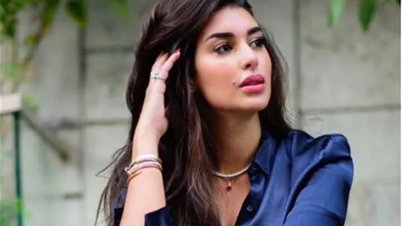 اول تعليق من ياسمين صبرى على واقعة طلاق رجل أراد تحويل زوجته لنسخة منها