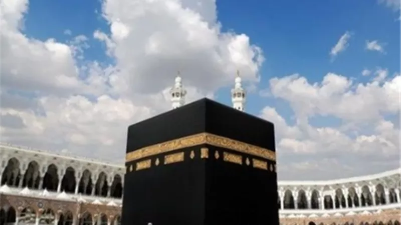 هل يجوز اداء العمرة نيابة عن شخص حي.. الافتاء تجيب