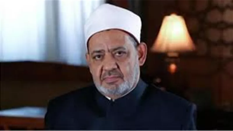 شيخ الأزهر يهنئ الرئيس السيسي والقوات المسلحة والشعب المصري بذكرى انتصارات أكتوبر