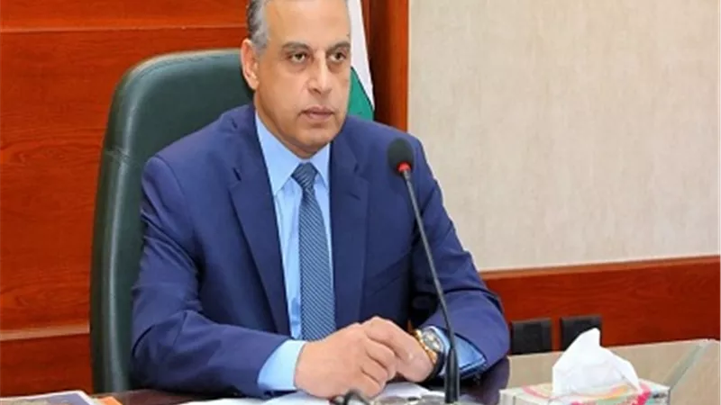محافظ سوهاج يهنئ رئيس الوزراء ووزير الدفاع ورئيس الأركان بمناسبة الذكرى 