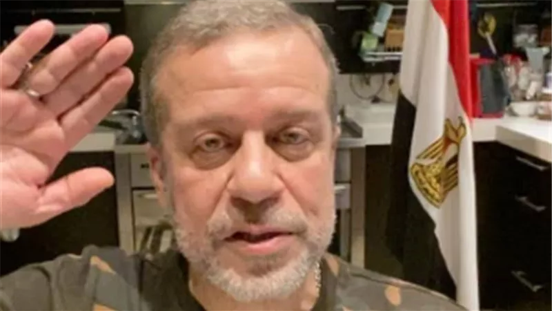 بعد شهر.. قرار من شريف منير بشأن السوشيال ميديا