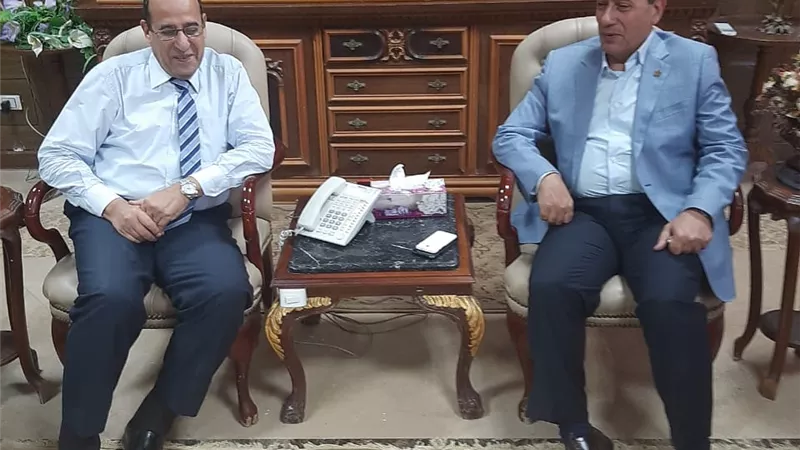 محافظ شمال سيناء يستقبل نائب وزير الاسكان ورئيس جهاز التعمير