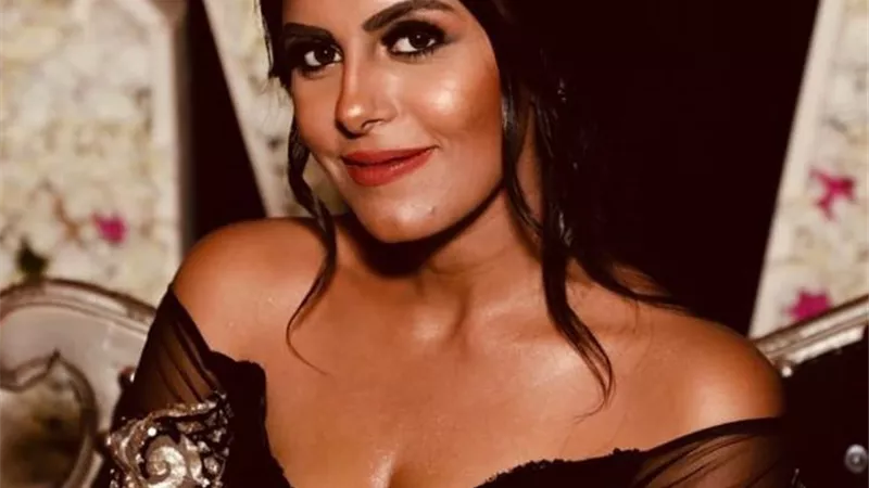 إطلالة جذابة للفنانة هاجر الشرنوبى عبر انستجرام