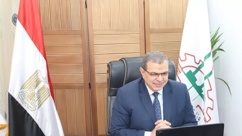 عمال البتروكيماويات بفلسطين يهنئون السيسي وشعب وعمال وحكومة مصر بذكري نصر أكتوبر