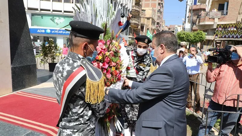 محافظ المنوفية : نصر أكتوبر سيظل لحظة فارقة فى تاريخ مصر ومثالآ حياً للتضحية من أجل رفعة الوطن .. صــــور وفيديو