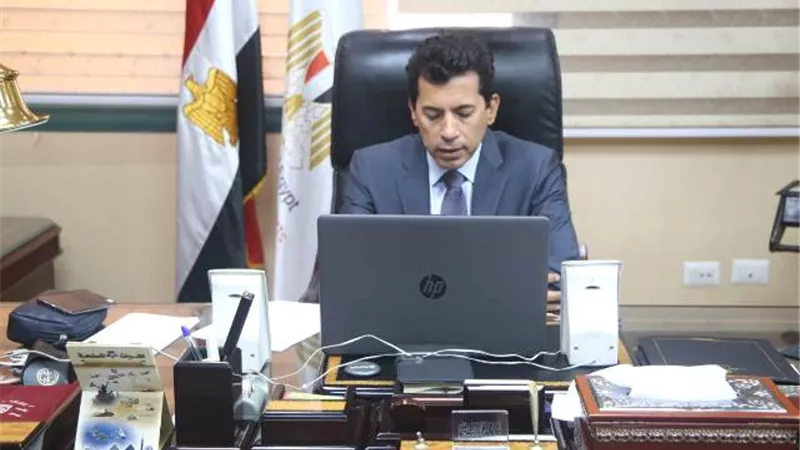 وزير الشباب يشارك في لقاء الاتحاد العربي للصحافة الرياضية عبر الفيديو كونفرانس