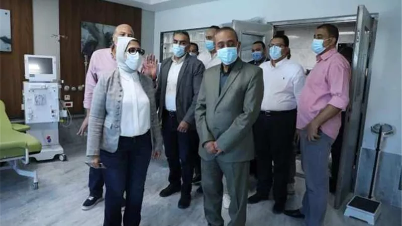 وزيرة الصحة تتفقد مجمع الإسماعيلية الطبي استعدادا لإنطلاق التأمين الشامل .صور