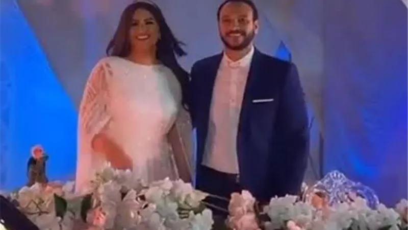 شاهد.. اطلالة احمد خالد صالح فى عقد قرانه على هنادى مهنا