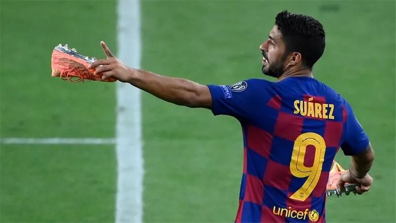 رسميا.. برشلونة يكشف عن وريث سواريز