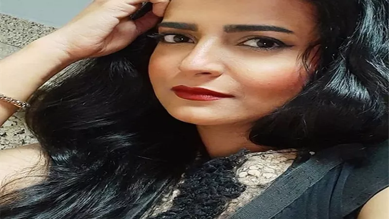 إطلالة رقيقة للفنانة شيماء عباس فى أحدث ظهور لها