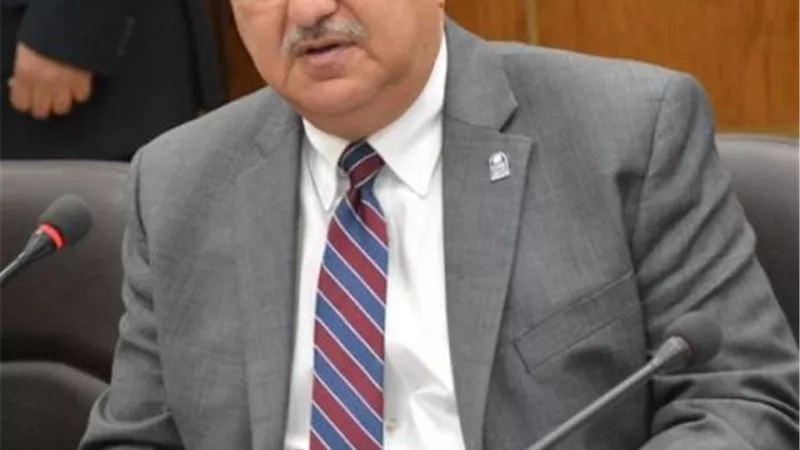1500جنيه مكافأة للعاملين بجامعة أسيوط