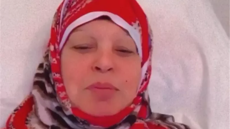 فيفى عبده تكشف سببأ صادمأ منعها من حضور حفل زفاف أمير شاهين.. فيديو