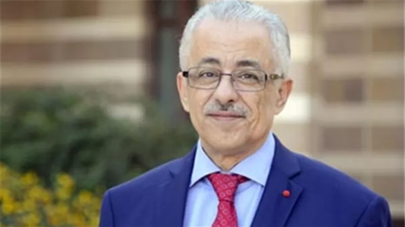 وزير التعليم يعتمد نتيجة الدور الثاني لامتحانات الدبلومات الفنية