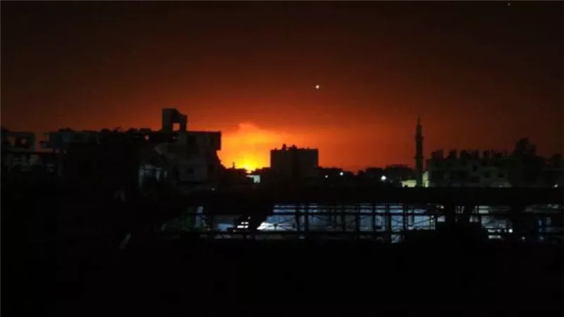 التلفزيون الرسمي السوري: سماع دوي انفجار ضخم في مدينة درعا