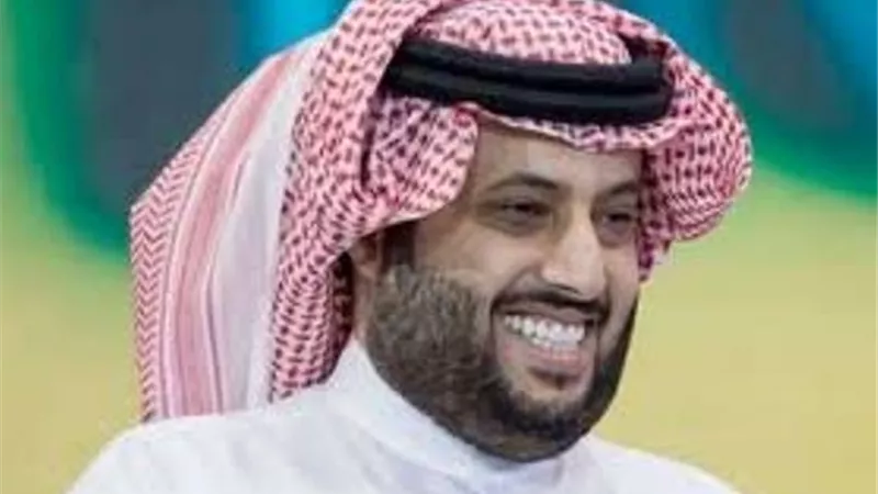 قرار مهم من تركي آل الشيخ بشأن ناديه الإسباني