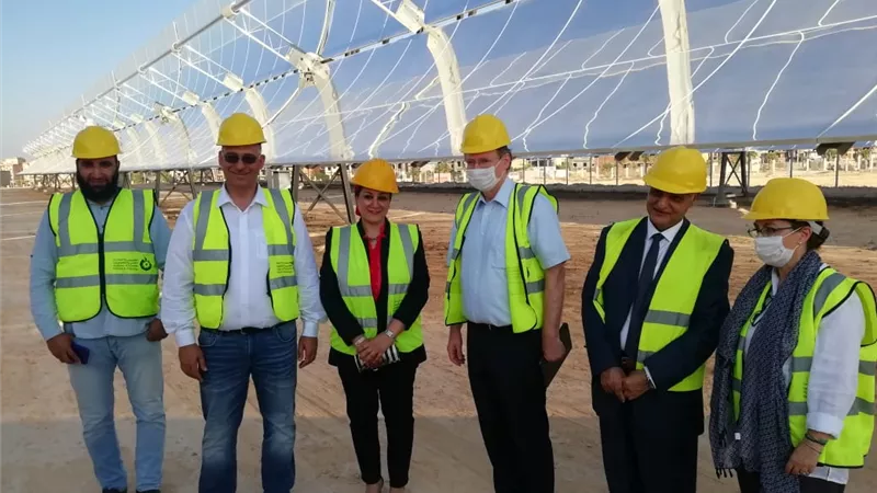 سفير الاتحاد الأوروبى يزور محطة الطاقة الشمسية التابعة للبحث العلمى