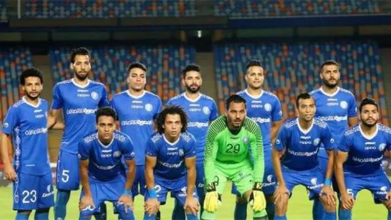 المكأفات تنهال على لاعبى أسوان بعد البقاء فى الدورى