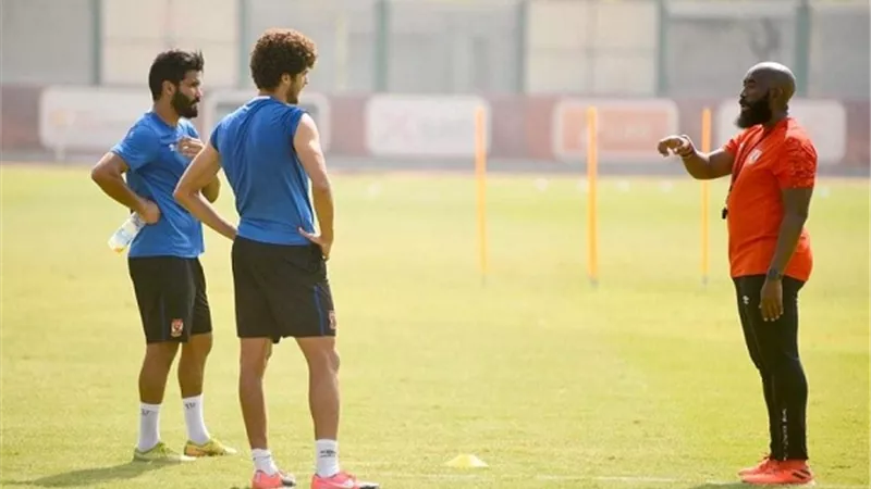 ثنائى الاهلى يخوضان تدريبات منفردة صباح اليوم
