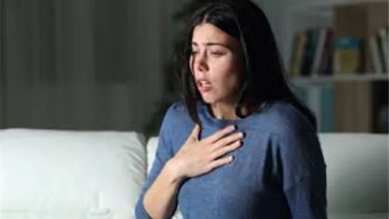 5 طرق للتغلب على نوبات الهلع والقلق