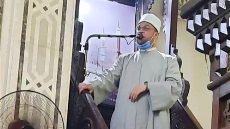 وكيل اوقاف السويس: فضل الشهادة والتضحية في سبيل الوطن عنوان خطبة الجمعة.. بالصور