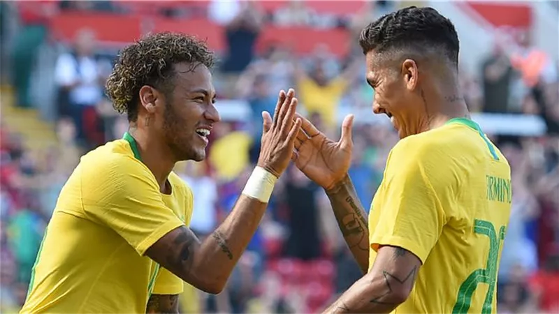 بعد قليل .. مباراة البرازيل أمام بوليفيا.. نيمار وفيرمينو يقودان هجوم السامبا