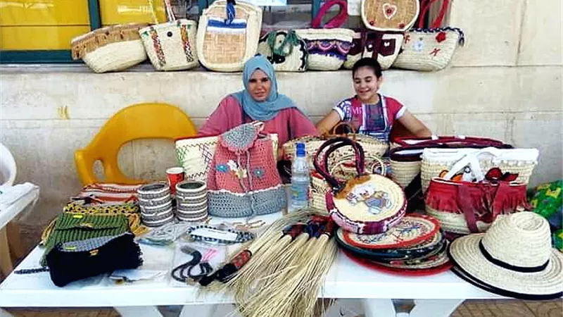 منتجات الوادى الجديد تزين معرض