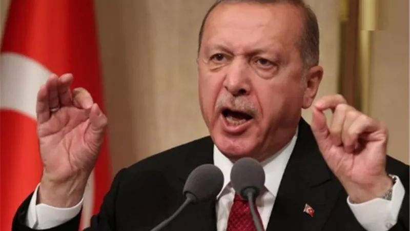 فايننشال تايمز: الليرة التركية تنهار بسبب سياسة اردوغان