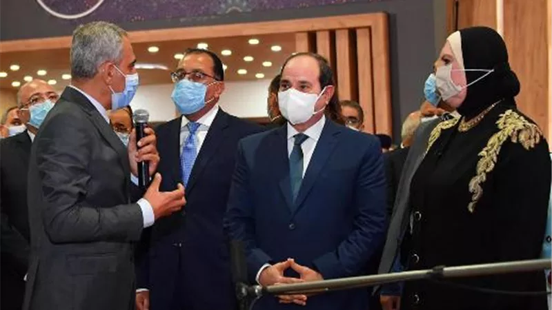 ننشر صور افتتاح الرئيس السيسي معرض تراثنا للحرف اليدوية والتراثية