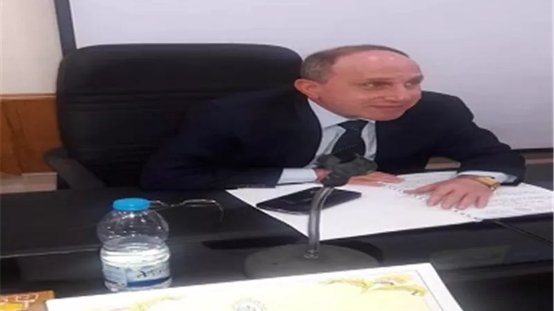 رئيس كهرباء القناة يوقف العقوبات المالية على العاملين بمناسبة انتصارات اكتوبر