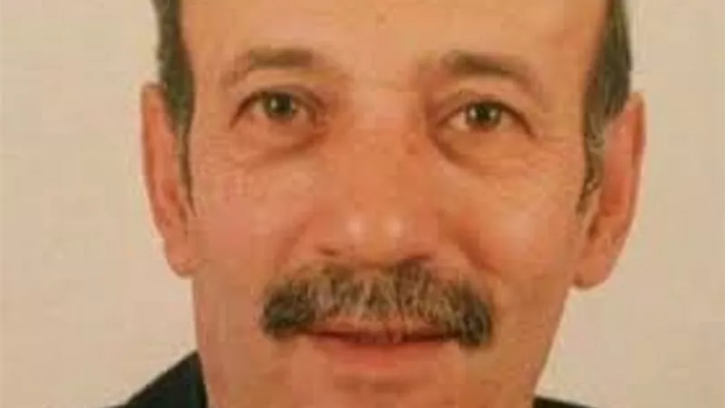 وفاة الفنان اللبناني حسين الخطيب