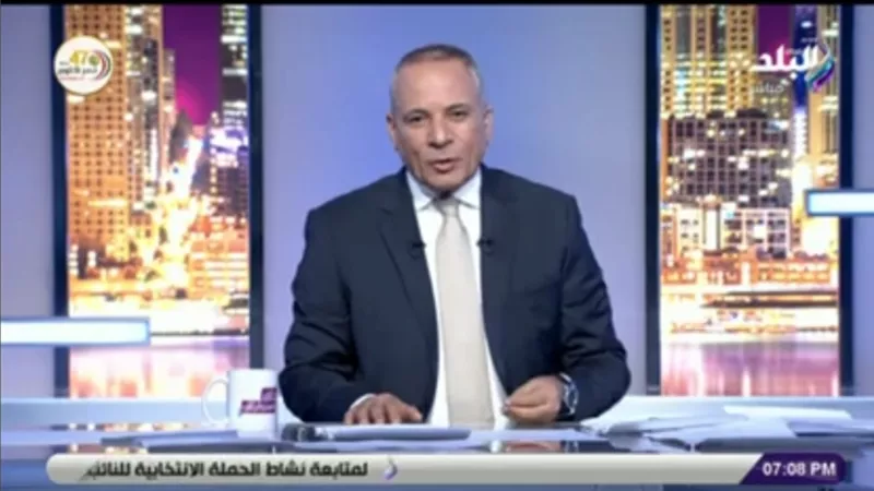 رئيس لجنة كورونا: «الفيروس ليس له أقدام».. ينتشر عن طريق الاختلاط بين الناس.. فيديو