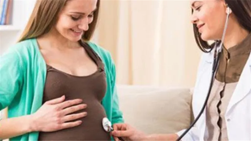 بحث علمي: الأمهات اللاتي ينجبن في الثلاثينات والأربعينات أطول عمراً