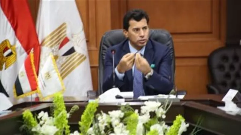 حقيقة موافقة وزير الشباب والرياضة على قرارات الأولمبية ضد مرتضى منصور