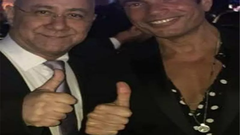 نجم يعلا كل ثانية.. بهاء الدين محمد يتغزل فى عمرو دياب بعيد ميلاده الـ59