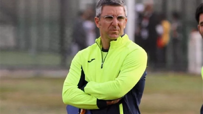 بابا فاسيليو يكافئ لاعبى دجلة بعد التعادل مع الزمالك بـ 48 ساعة راحة