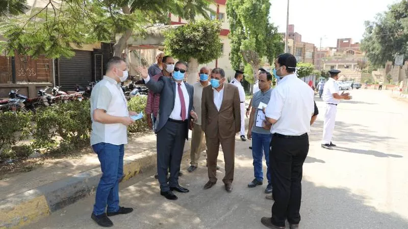محافظ المنوفية :تطوير ورفع كفاءة مدخل مدينة تلا و حديقة الأسرة ومزلقان السكة الحديد وصيانة المدارس.. صور