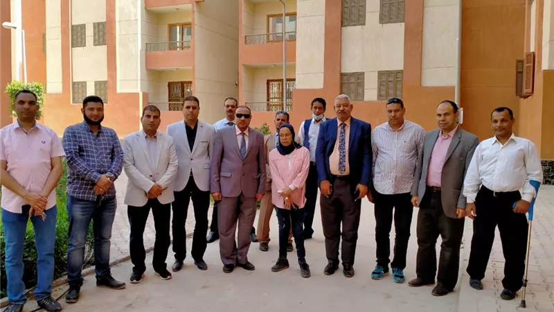 نائب رئيس جامعة الأزهر للوجه القبلي يلتقي رئيس جهاز مدينة أسيوط الجديدة