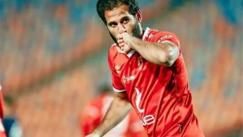 الأهلي يوثق عقد مروان محسن نهاية أكتوبر الجاري