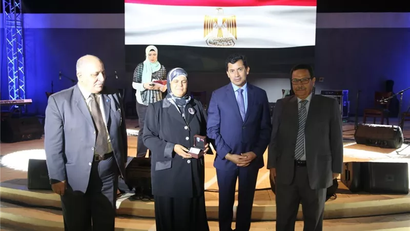 وزير الرياضة يشهد إحتفالية نادي النادي بإنتصارات أكتوبر