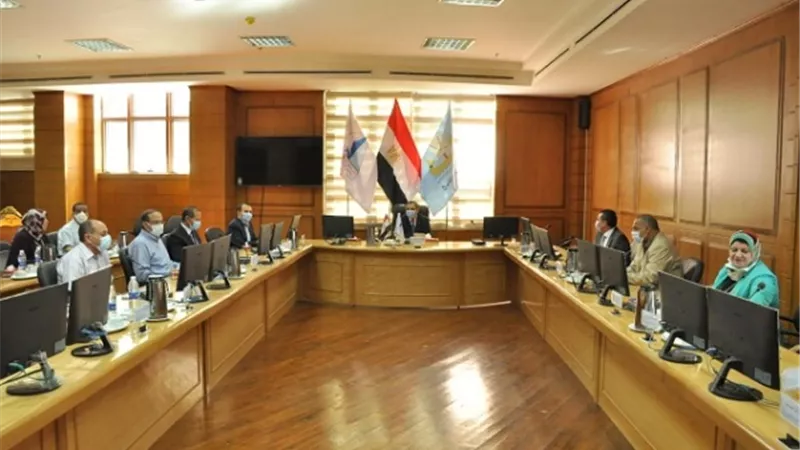 جامعة كفرالشيخ: تطبيق الإجراءات الاحترازية الكامله أثناء العام الدراسي