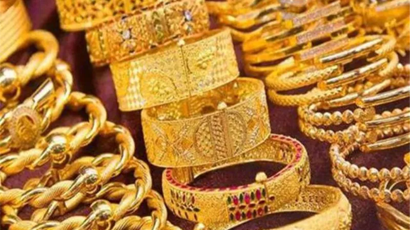 تراجع الذهب 3 جنيهات.. وعيار 21 يسجل 835 جنيها