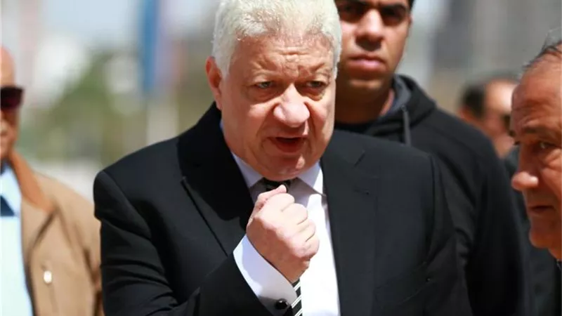 مرتضى منصور يكشف سبب إخلاء نادي الزمالك المفاجئ