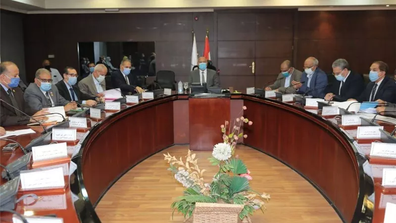 النقل: تطوير الطريق الدائرى بمواصفات عالمية