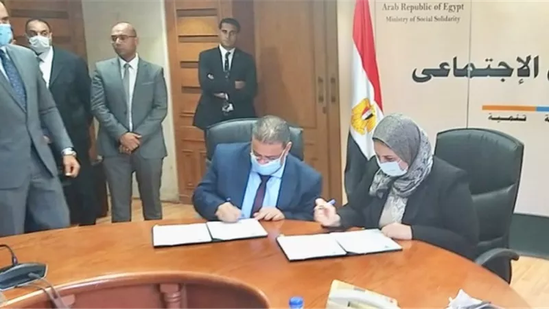 د. أحمد زكى: إنشاء وحدة لوزارة التضامن الإجتماعى بجامعة القناة